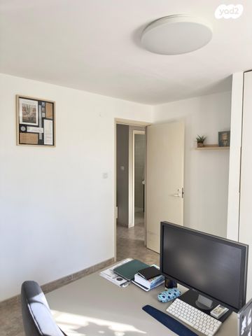 דירת גן, ידידיה אדמון, נחל בקע, באר שבע