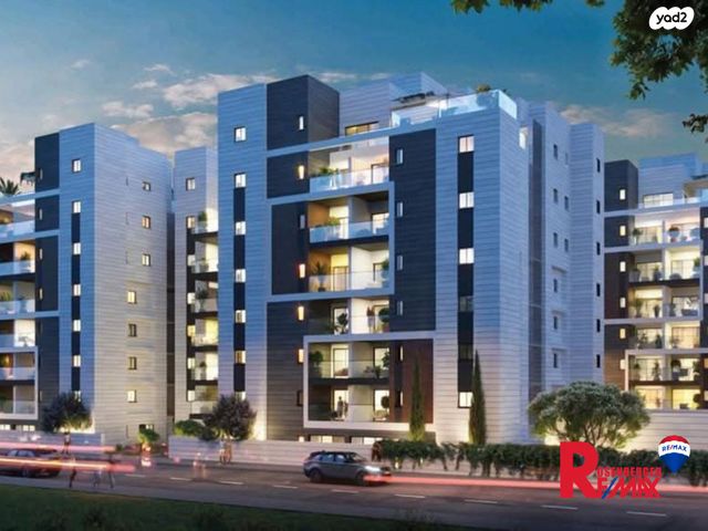 גג/ פנטהאוז, אצ"ל 22, תל גיבורים, חולון