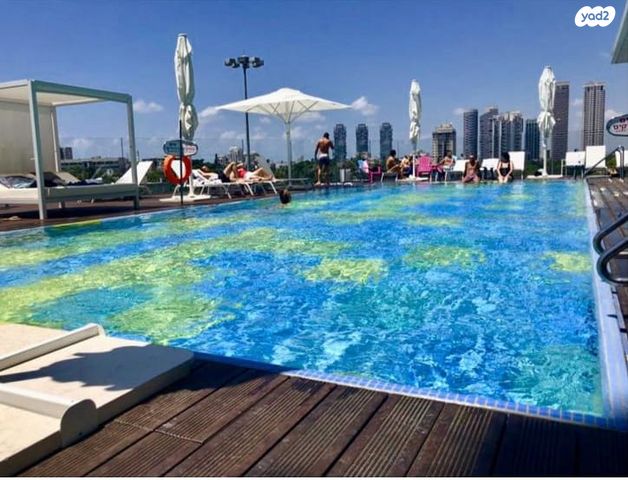 דירה, דרך מנחם בגין 144, תל אביב יפו