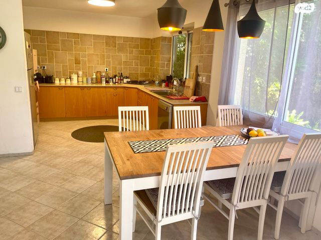 בית פרטי/ קוטג', בניה, בניה