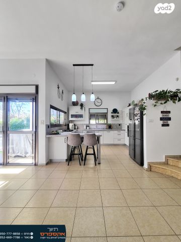 בית פרטי/ קוטג', להבים