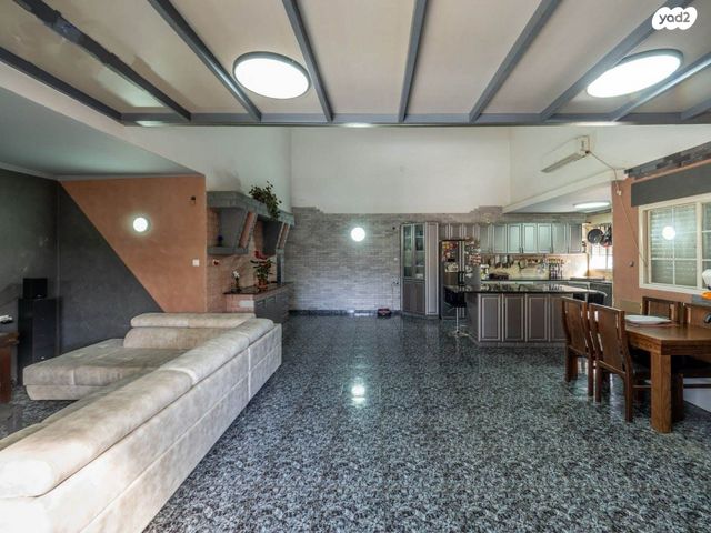 דירה, הדליה, עמידר, נהריה