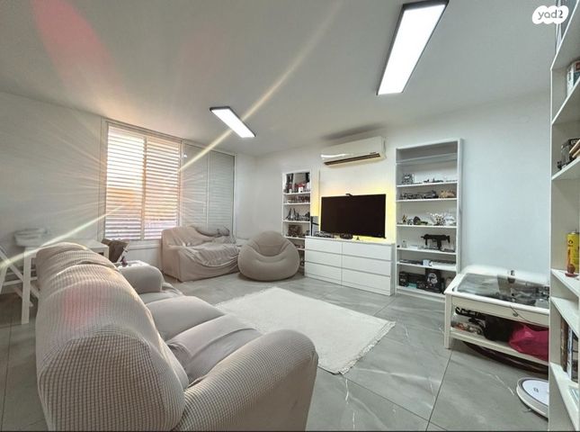 דופלקס, דרך עכו חיפה, מרכז העיר, סביניה, הוותיקה, קרית ביאליק