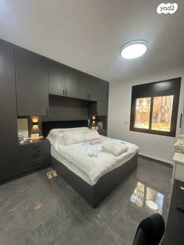 דירה, יצחק שדה, המושבה הגרמנית, חיפה