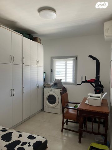 דירה, גרציאני יצחק 4, גני שרונה, קרית הממשלה, תל אביב יפו