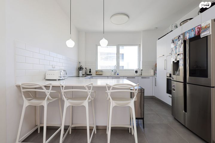 דירה, עוזי חיטמן 3, עיר ימים, נתניה