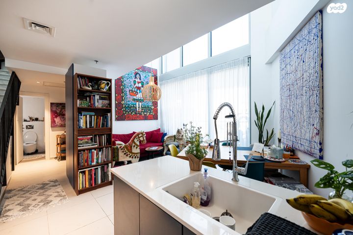 גני שרונה, קרית הממשלה