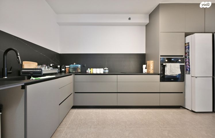 דירה, שדרות הרצל, נאות שמיר, יבנה