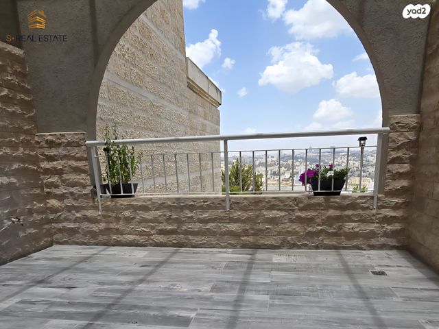 דירה, שבתאי הנגבי, גילה, ירושלים