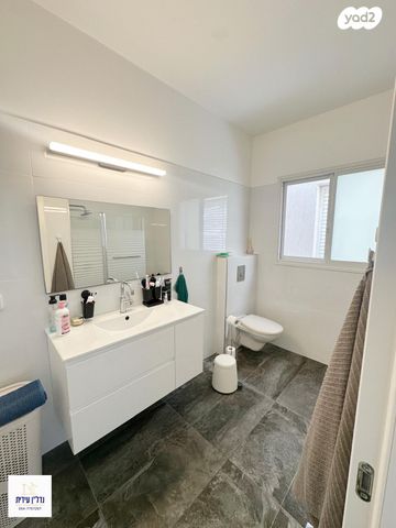 דו משפחתי, כפר יונה