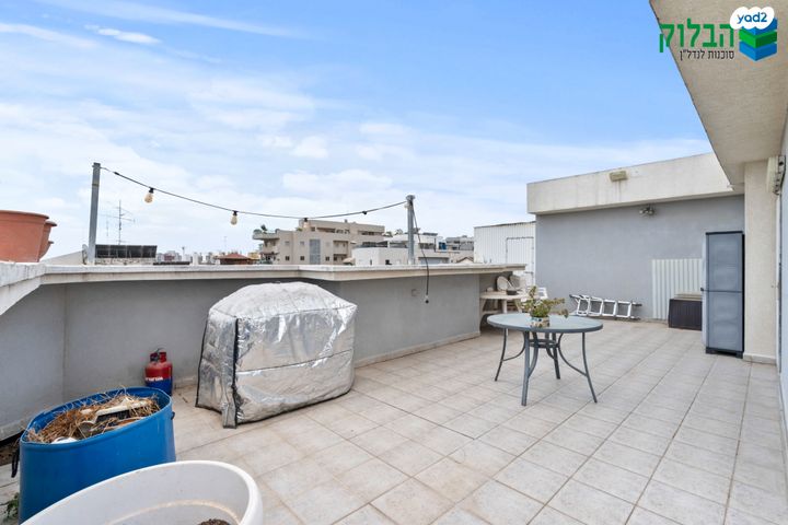 גג/ פנטהאוז, ראשונים, ראשון לציון