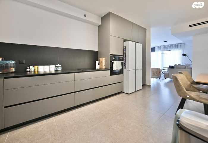 דירה, שדרות הרצל, נאות שמיר, יבנה