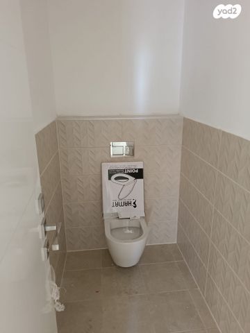 דירה, סלע, רחובות