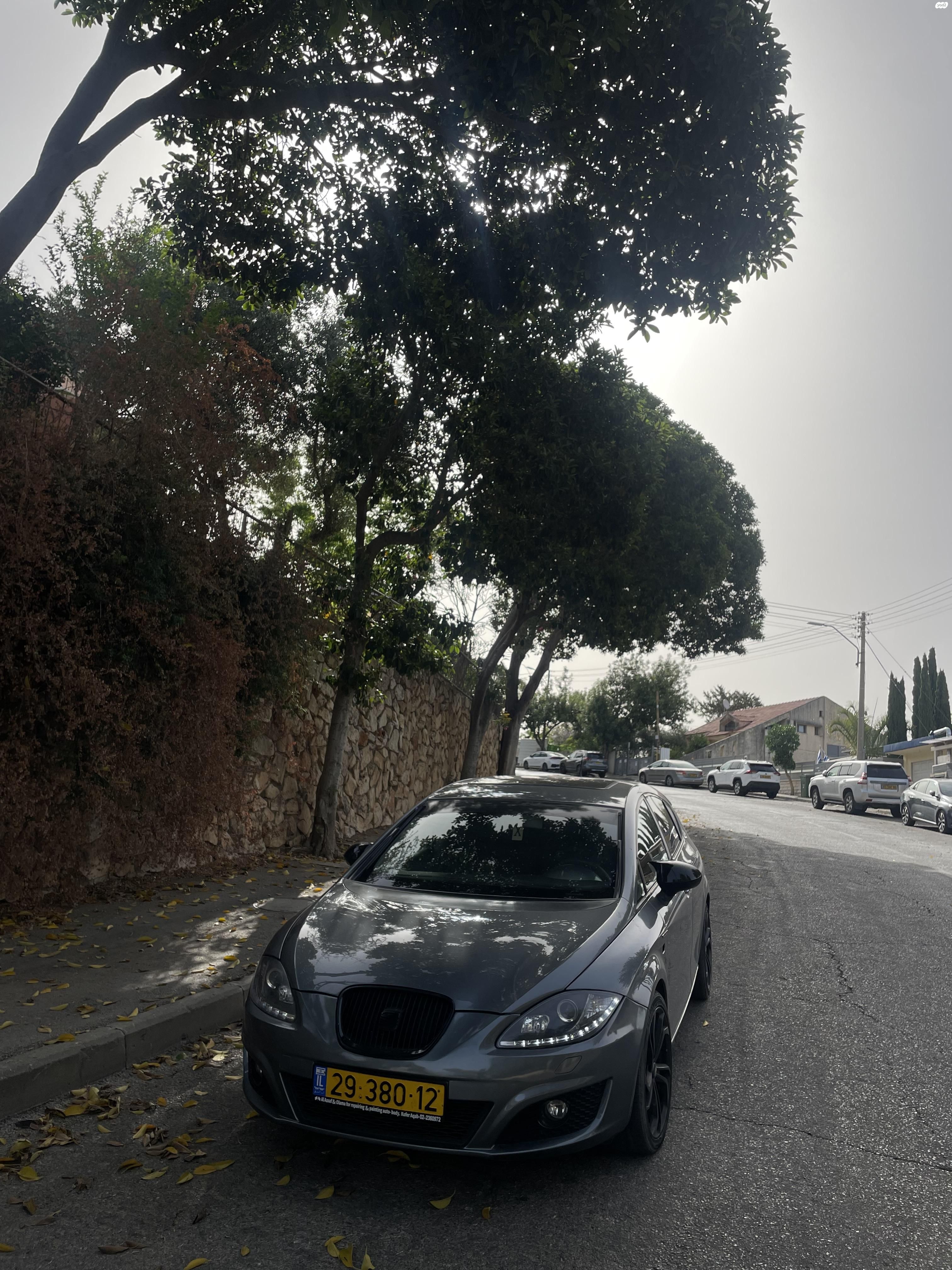 מודעת רכב סיאט לאון