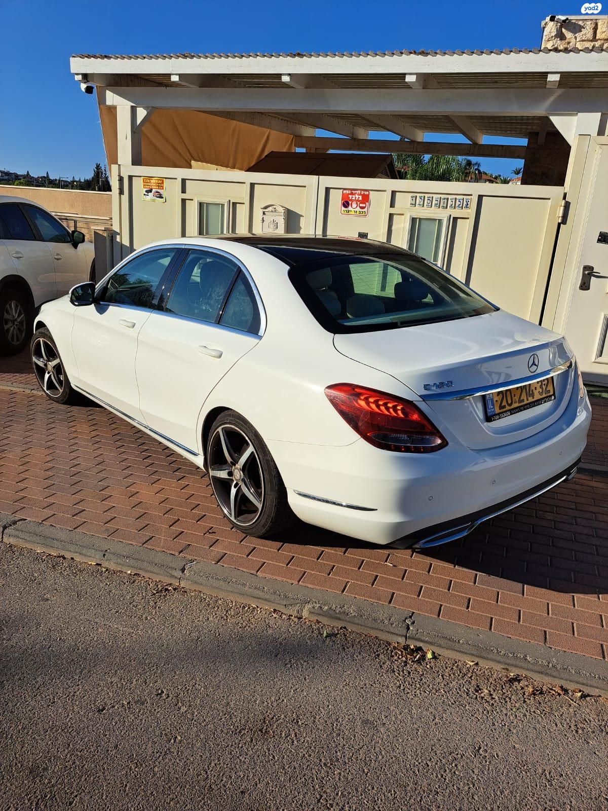 מודעת רכב מרצדס-בנץ C-class