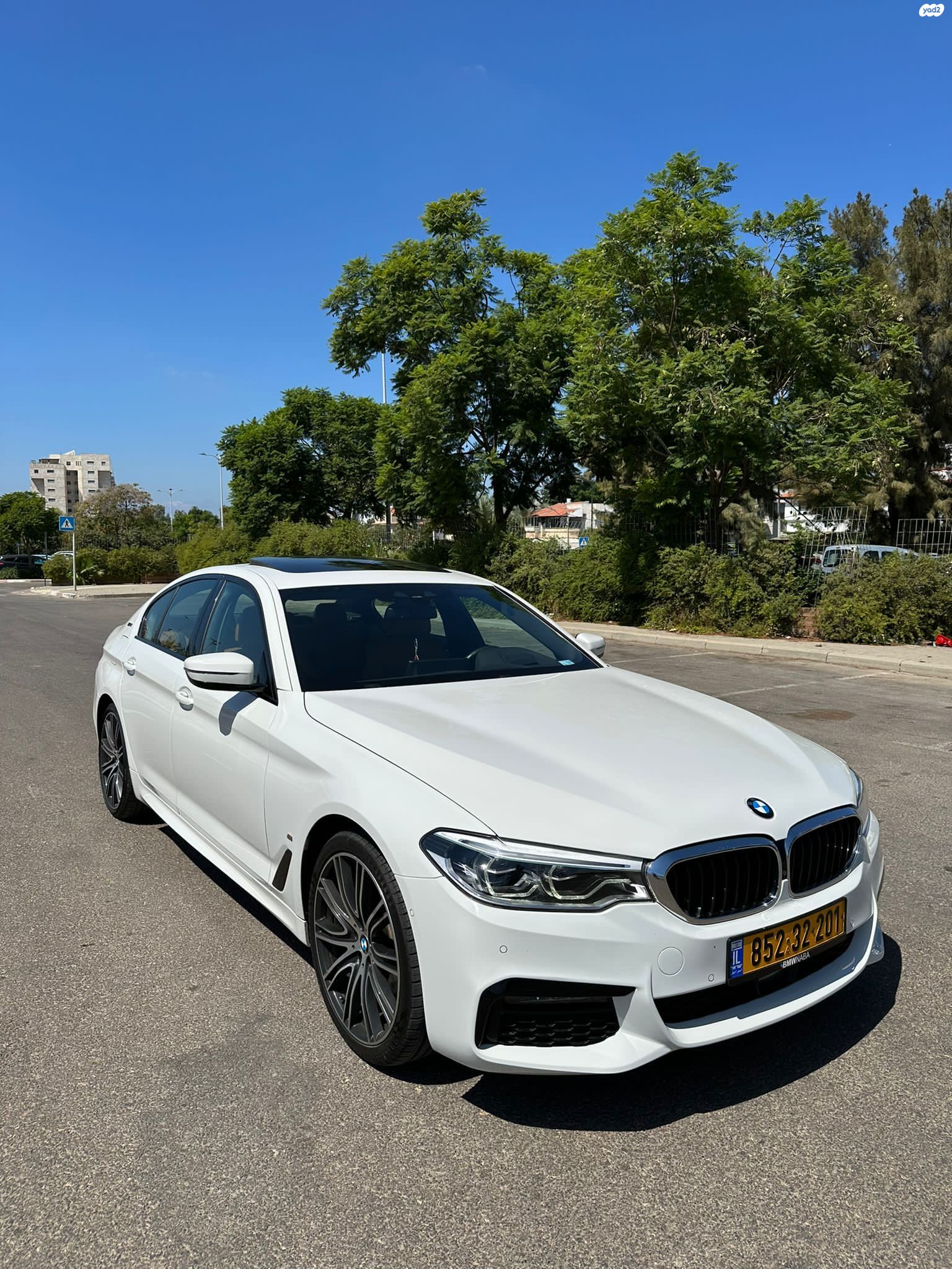 מודעת רכב ב מ וו סדרה 5