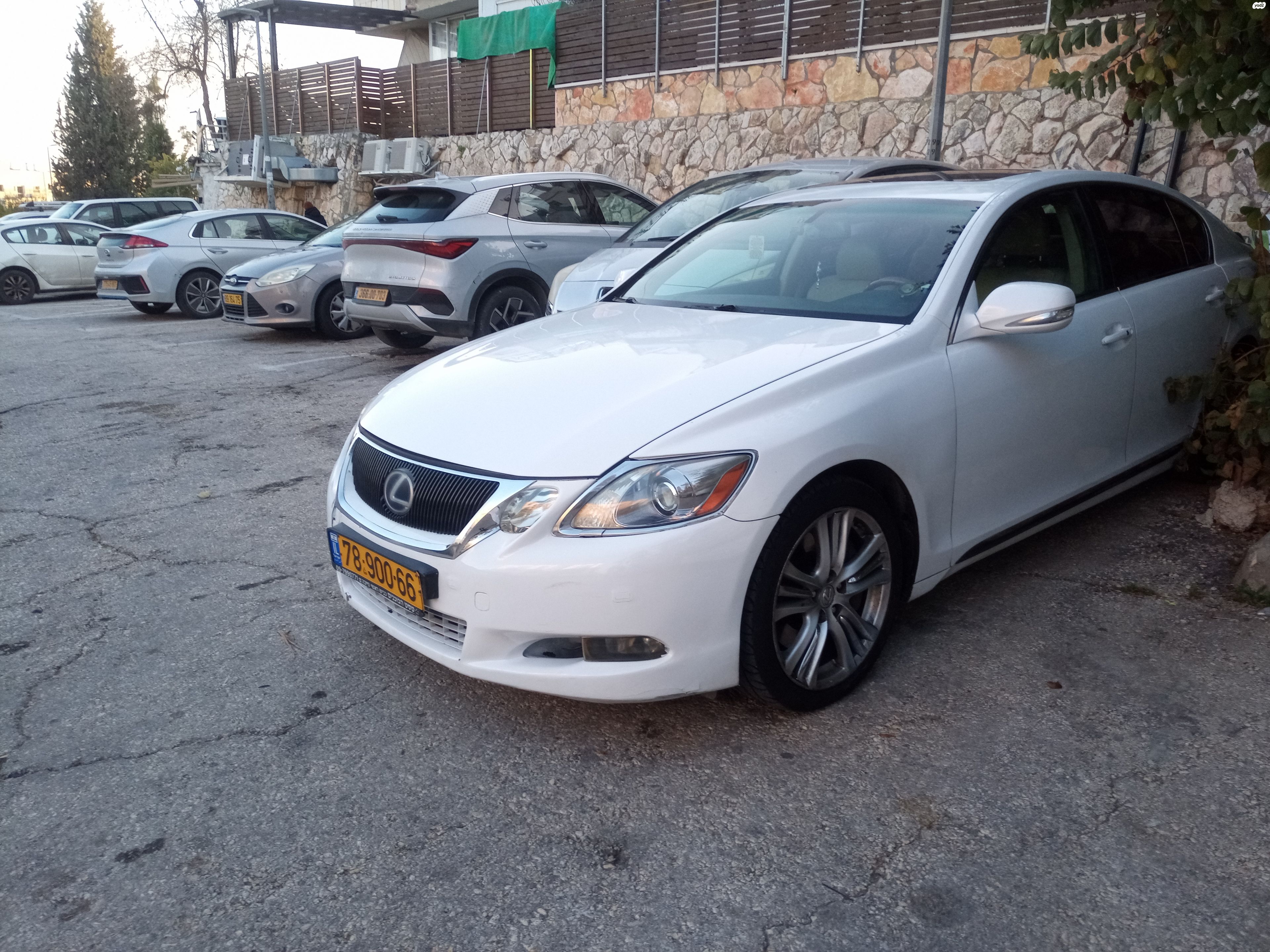 מודעת רכב לקסוס GS