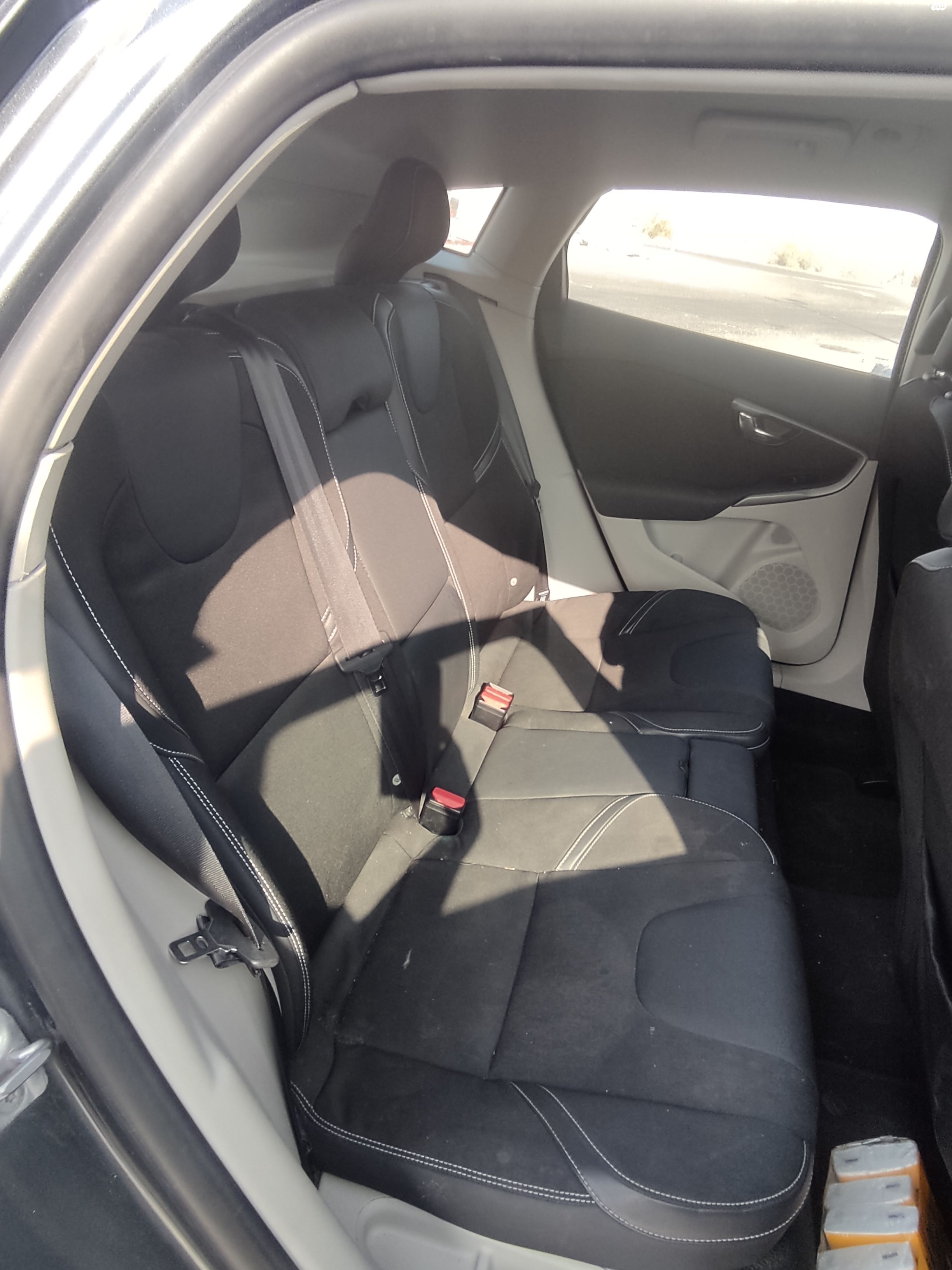 מודעת רכב וולוו V40