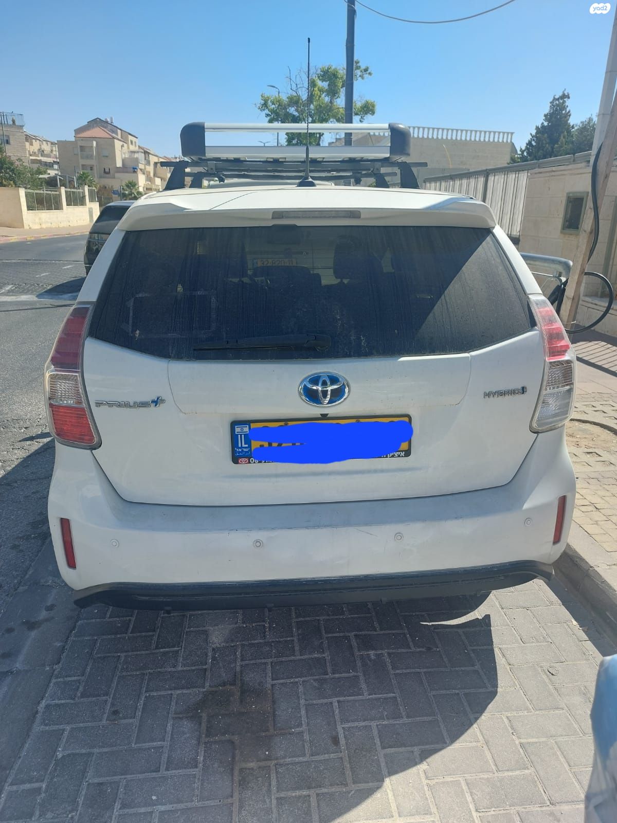 מודעת רכב טויוטה פריוס פלוס