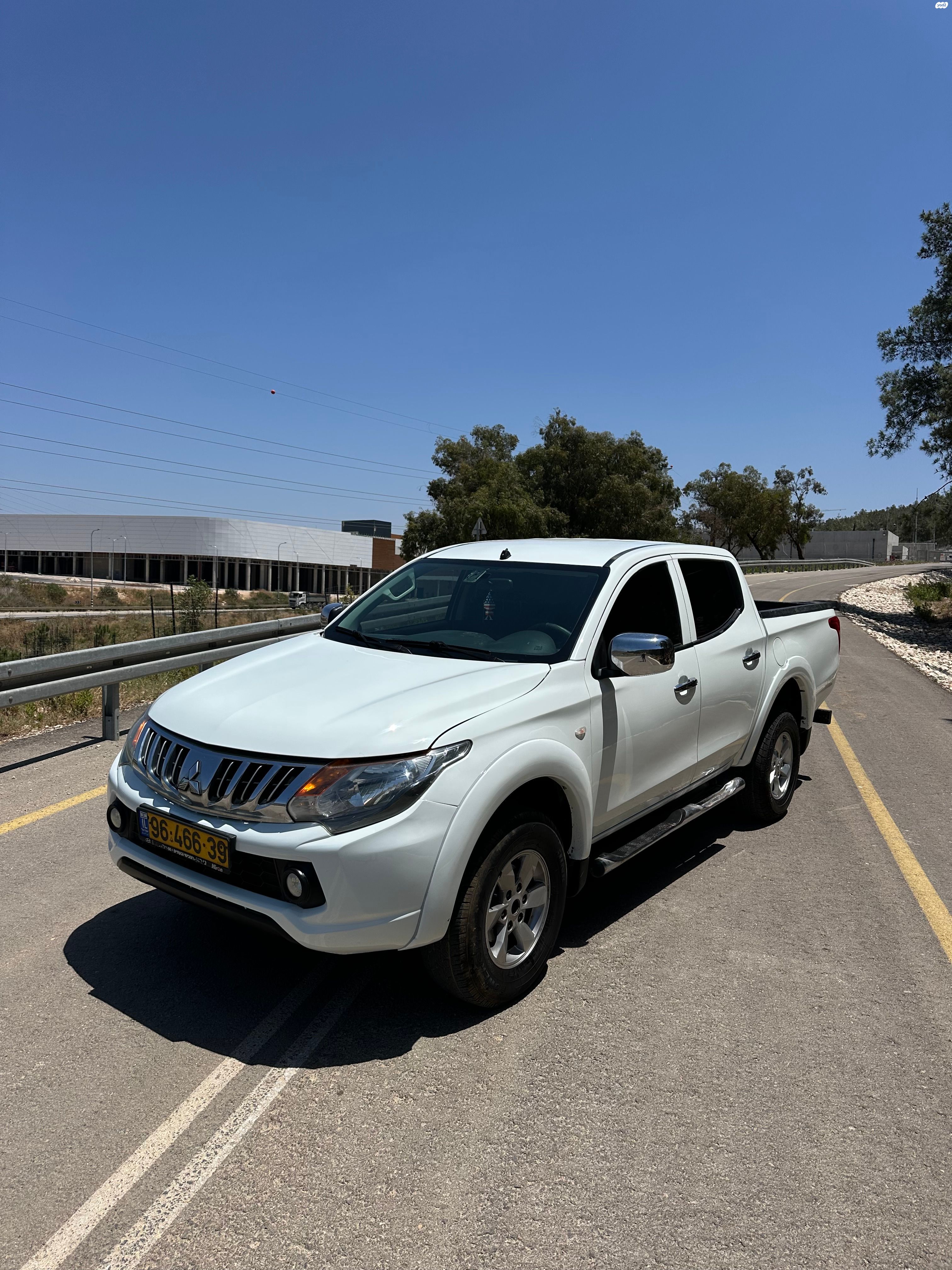 מודעת רכב מיצובישי טרייטון / L200