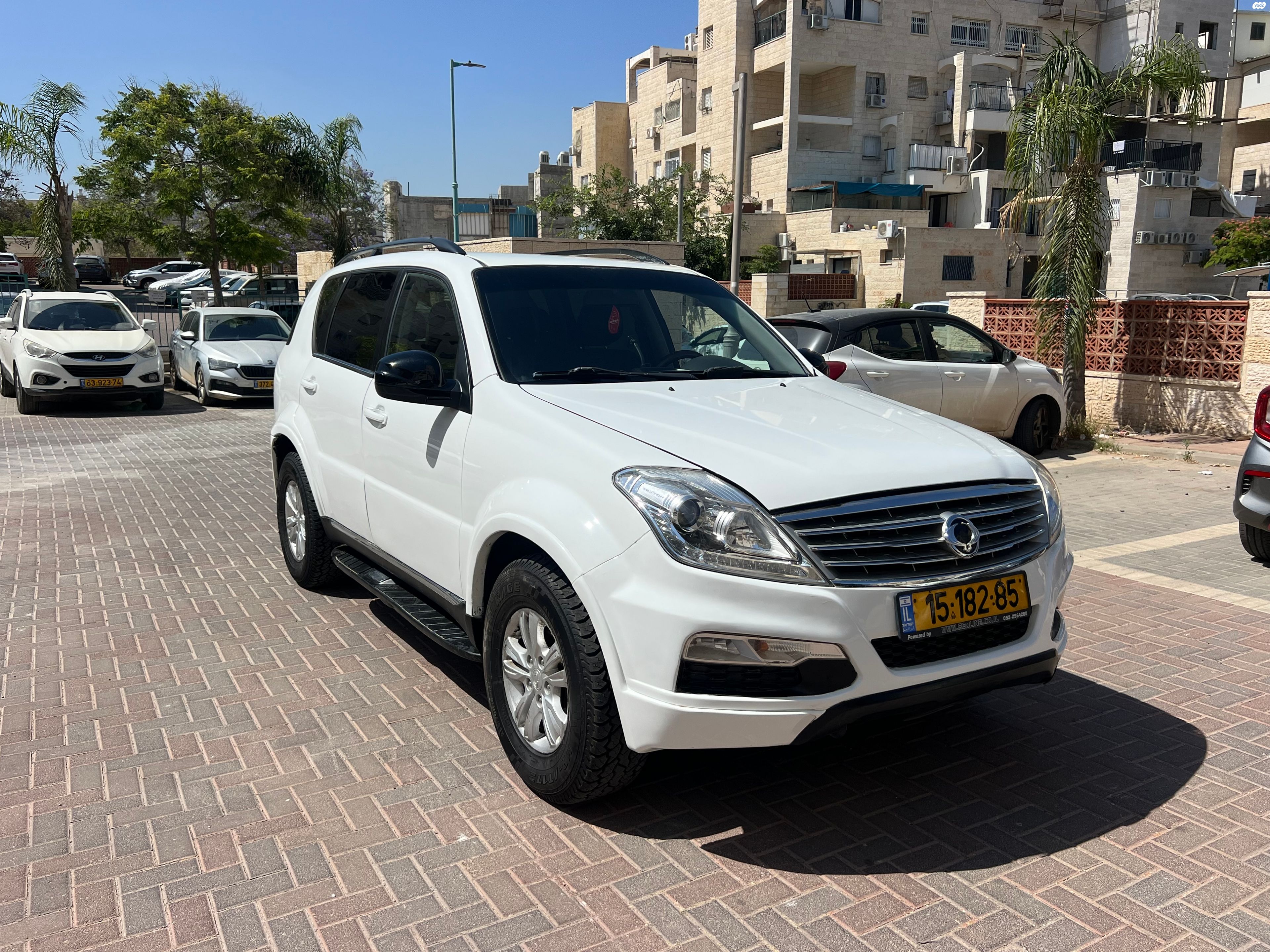 מודעת רכב סאנגיונג רקסטון