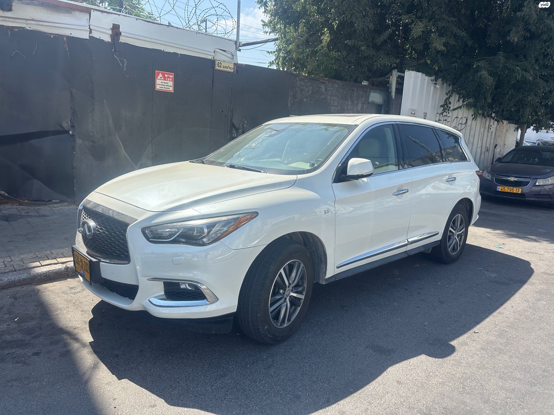 מודעת רכב אינפיניטי QX60
