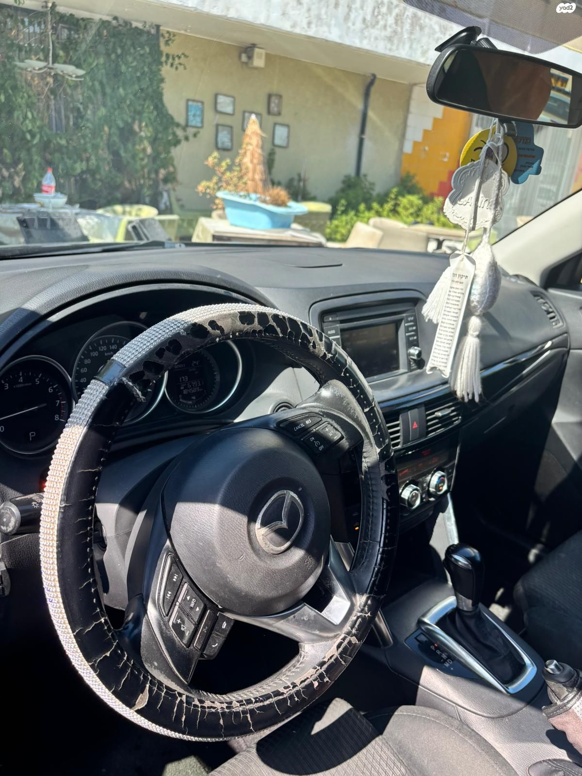 מודעת רכב מאזדה CX-5