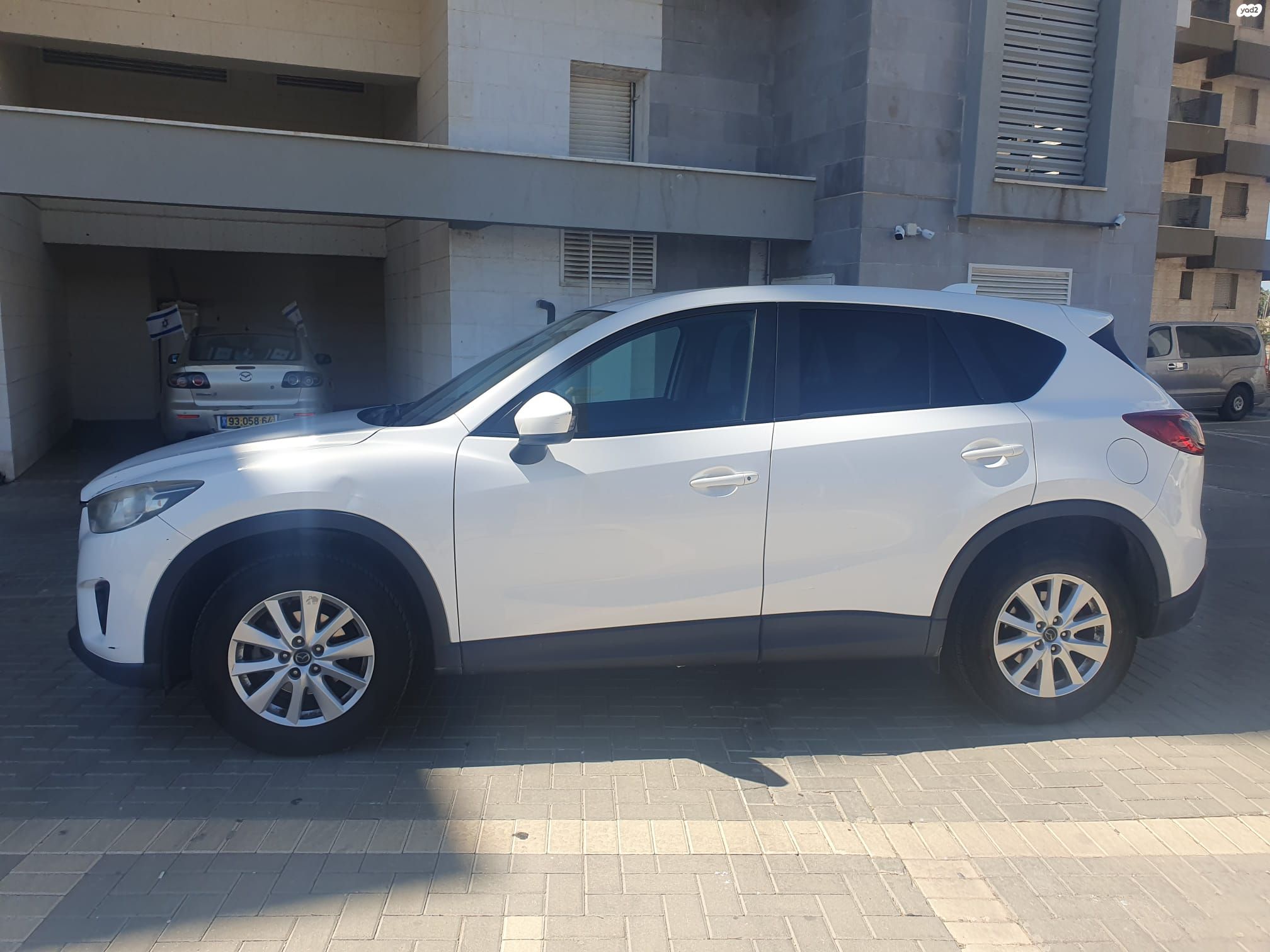 מודעת רכב מאזדה CX-5