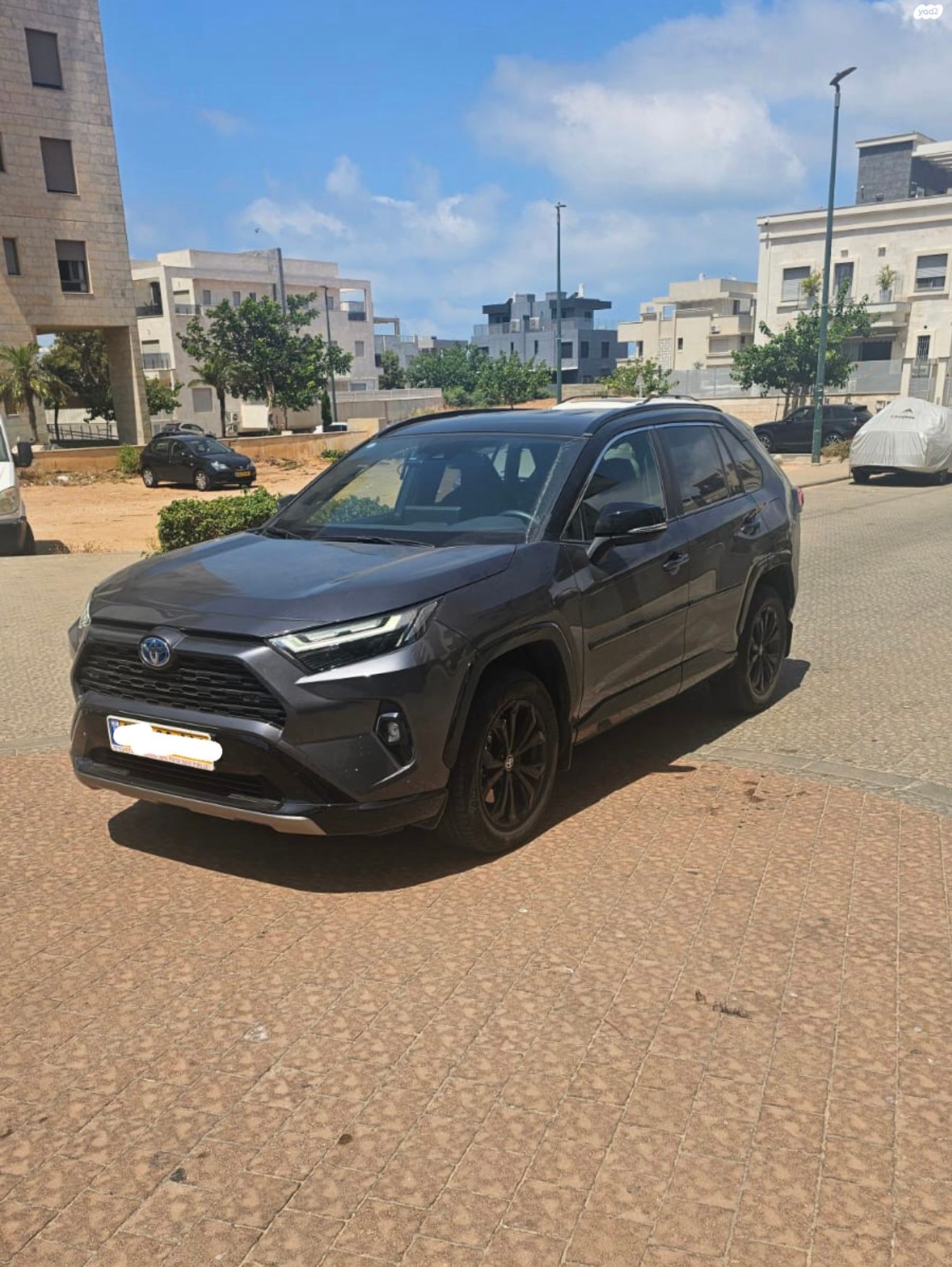 מודעת רכב טויוטה RAV4
