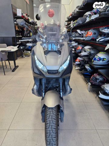 הונדה X-ADV750