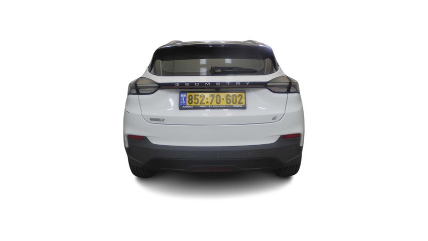 ג׳ילי Geometry C