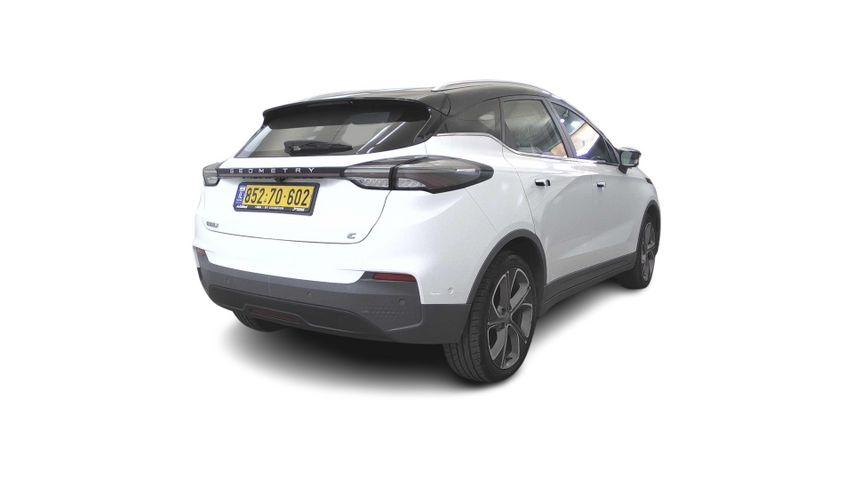 ג׳ילי Geometry C