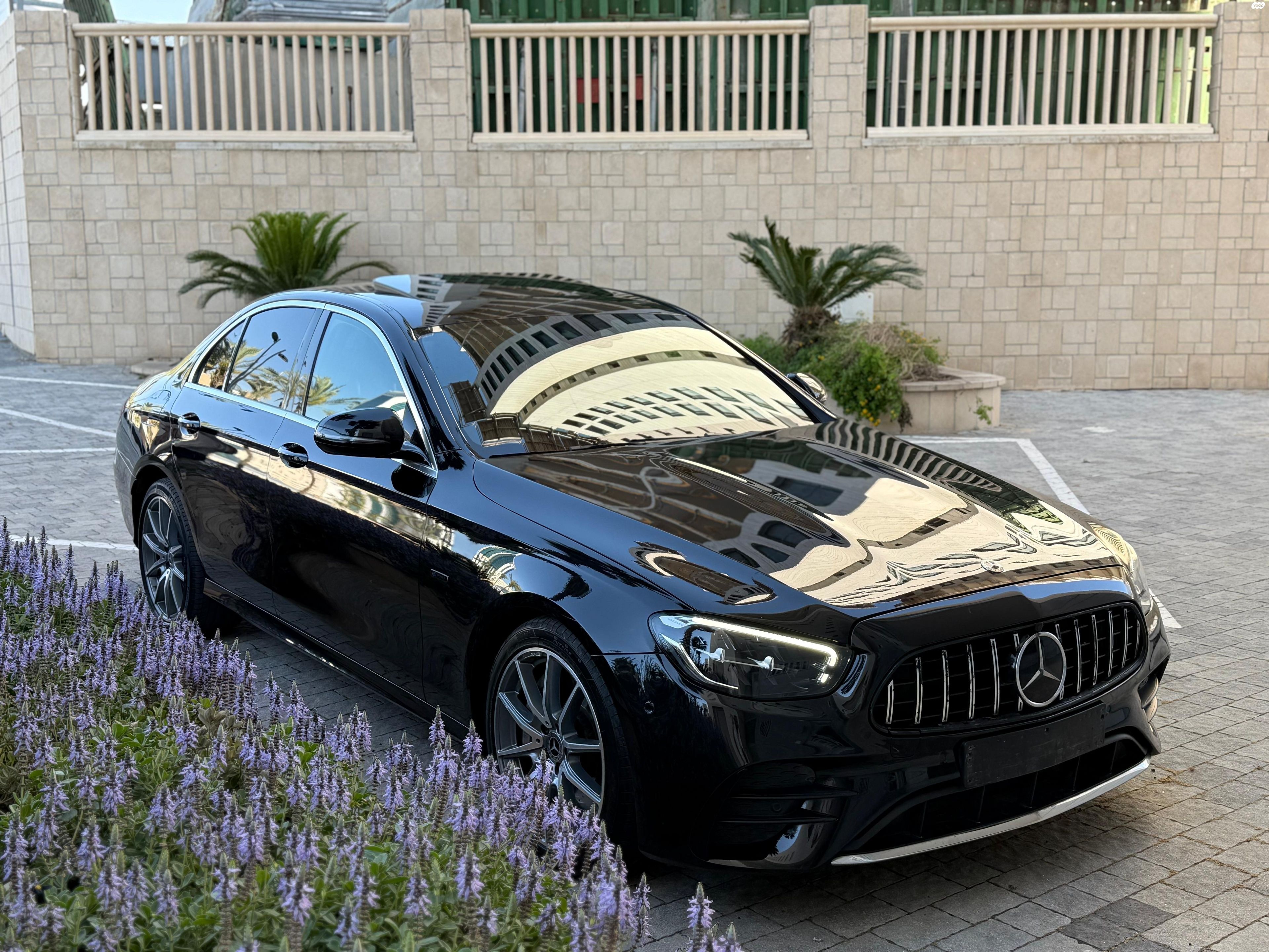 מודעת רכב מרצדס-בנץ E-class
