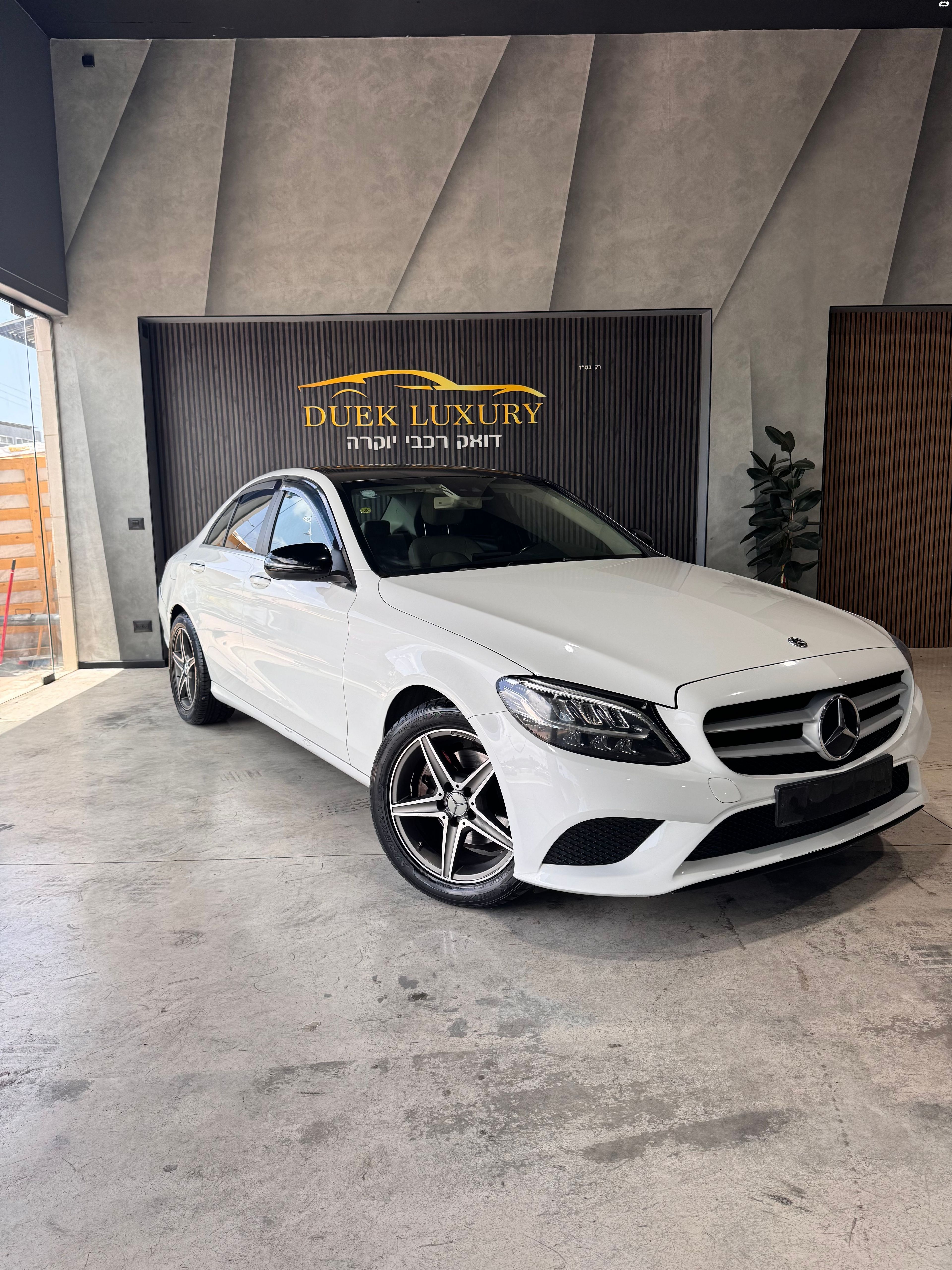 מודעת רכב מרצדס-בנץ C-class