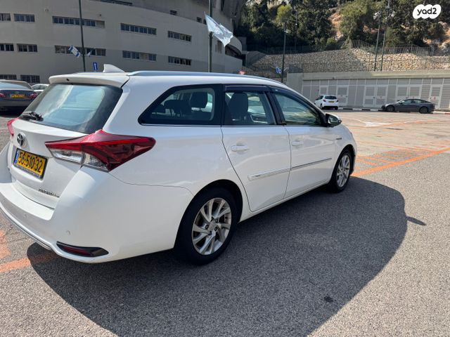 טויוטה אוריס