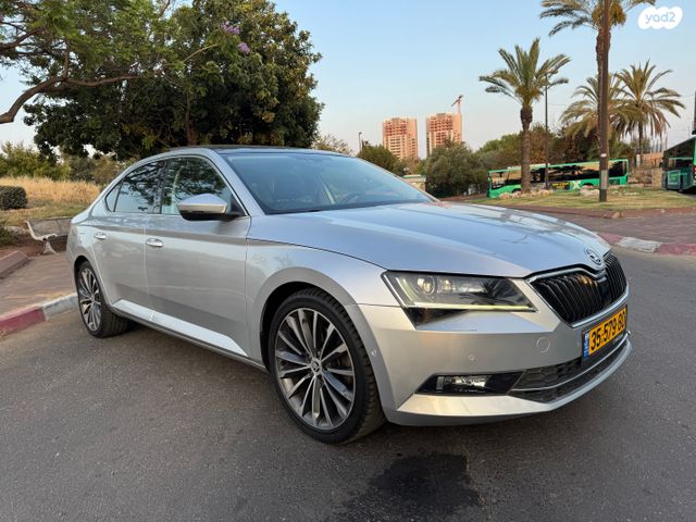מודעת רכב סקודה סופרב