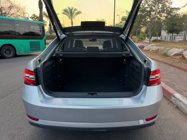 סקודה סופרב