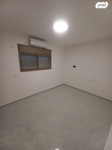 דירה, דפנה 43, מרכז העיר, סביניה, הוותיקה, קרית ביאליק