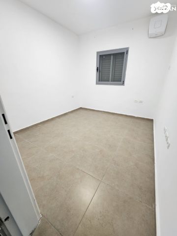 דירה, שדרות מנחם בגין, גבעת אולגה, חדרה