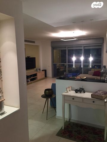 דירה, יוסף נקר, כפר גנים ג, פתח תקווה