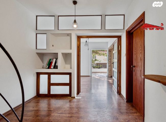 דו משפחתי, נווה הדרים, ראשון לציון