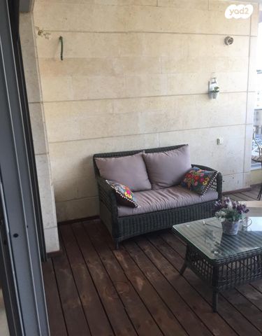 דירה, יוסף נקר, כפר גנים ג, פתח תקווה