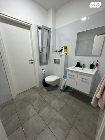 דירה, נתיבות מערב, נתיבות