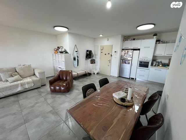 נתיבות מערב