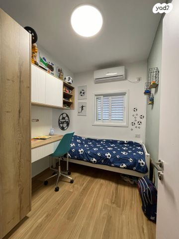 דירה, מונטיפיורי 31, גרין ועם, חולון