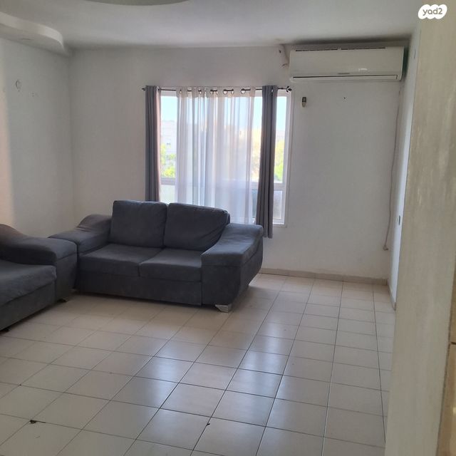 דירה, אקסודוס, ההעפלה, קרית גת