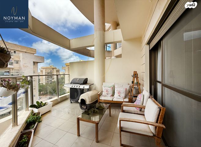 דירה, ליבר זאב 17, קרית השרון, נתניה