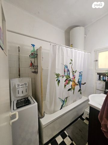 דירה, יד מרדכי, גבעת הרמבם, גבעתיים