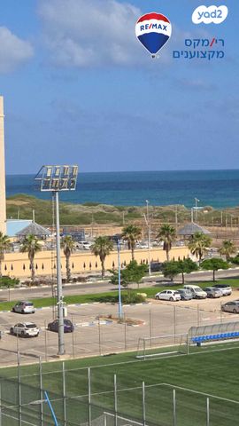 דירה, שדרות מנחם בגין, גבעת אולגה, חדרה