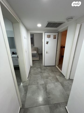 דירה, נתיבות מערב, נתיבות